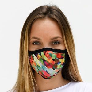 Face mask with filter in storage bag